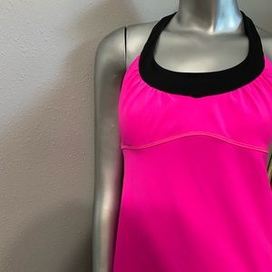 Lululemon Hot Pink and Black Scoop Neck Tank Sz 8